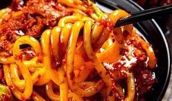 爆料新疆炒米粉视频播放